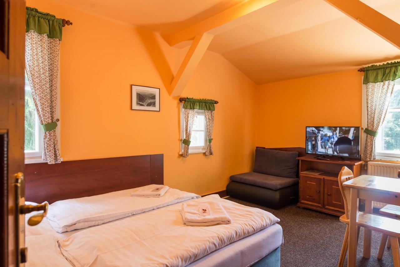 Hotel Diana Špindlerŭv Mlýn Buitenkant foto