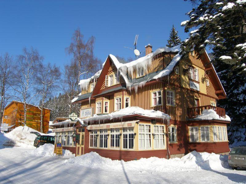 Hotel Diana Špindlerŭv Mlýn Buitenkant foto